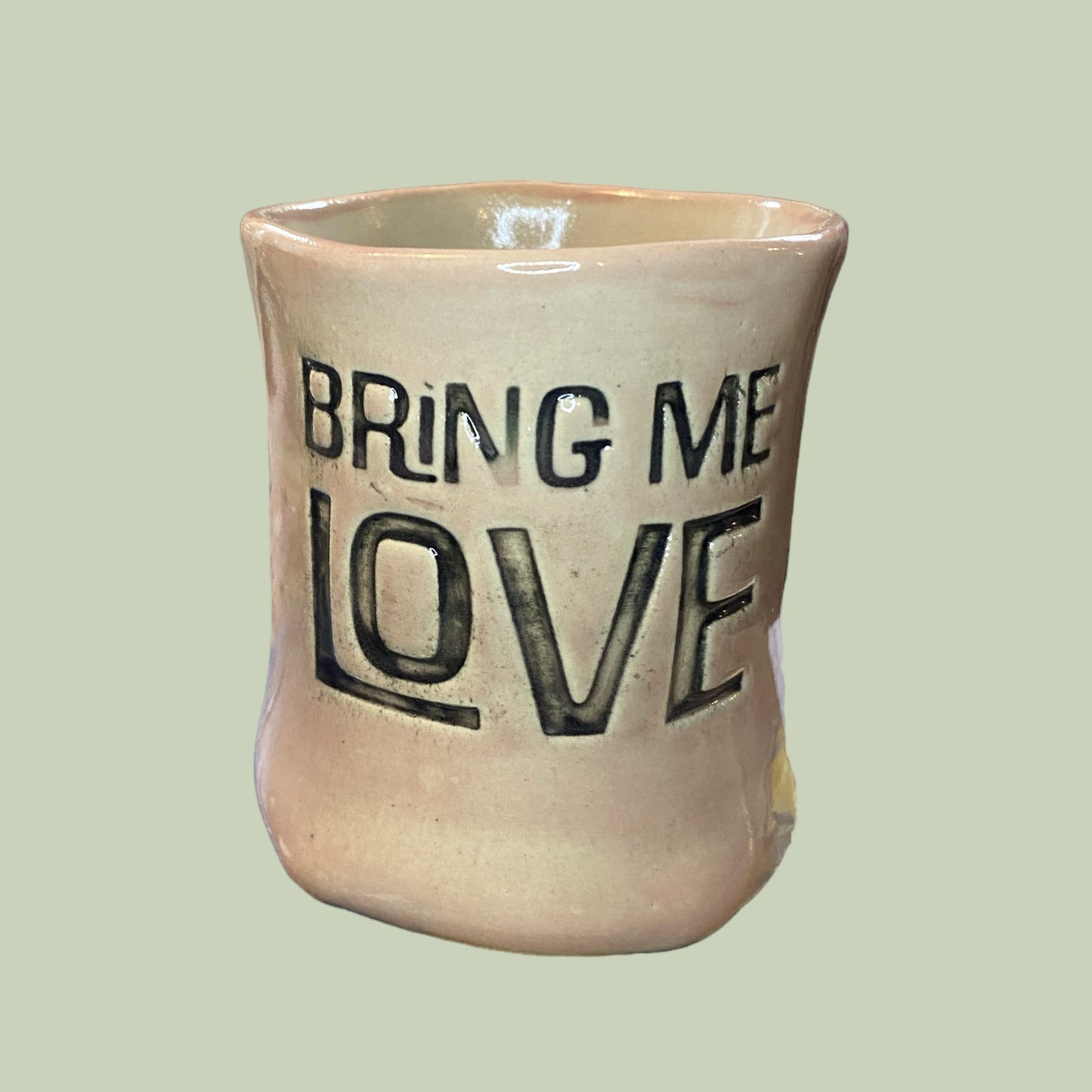 Håndformet krus, BRING ME LOVE