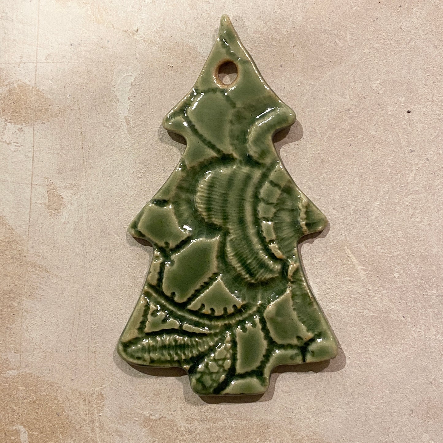 Ophæng, juletræ med blondemønster