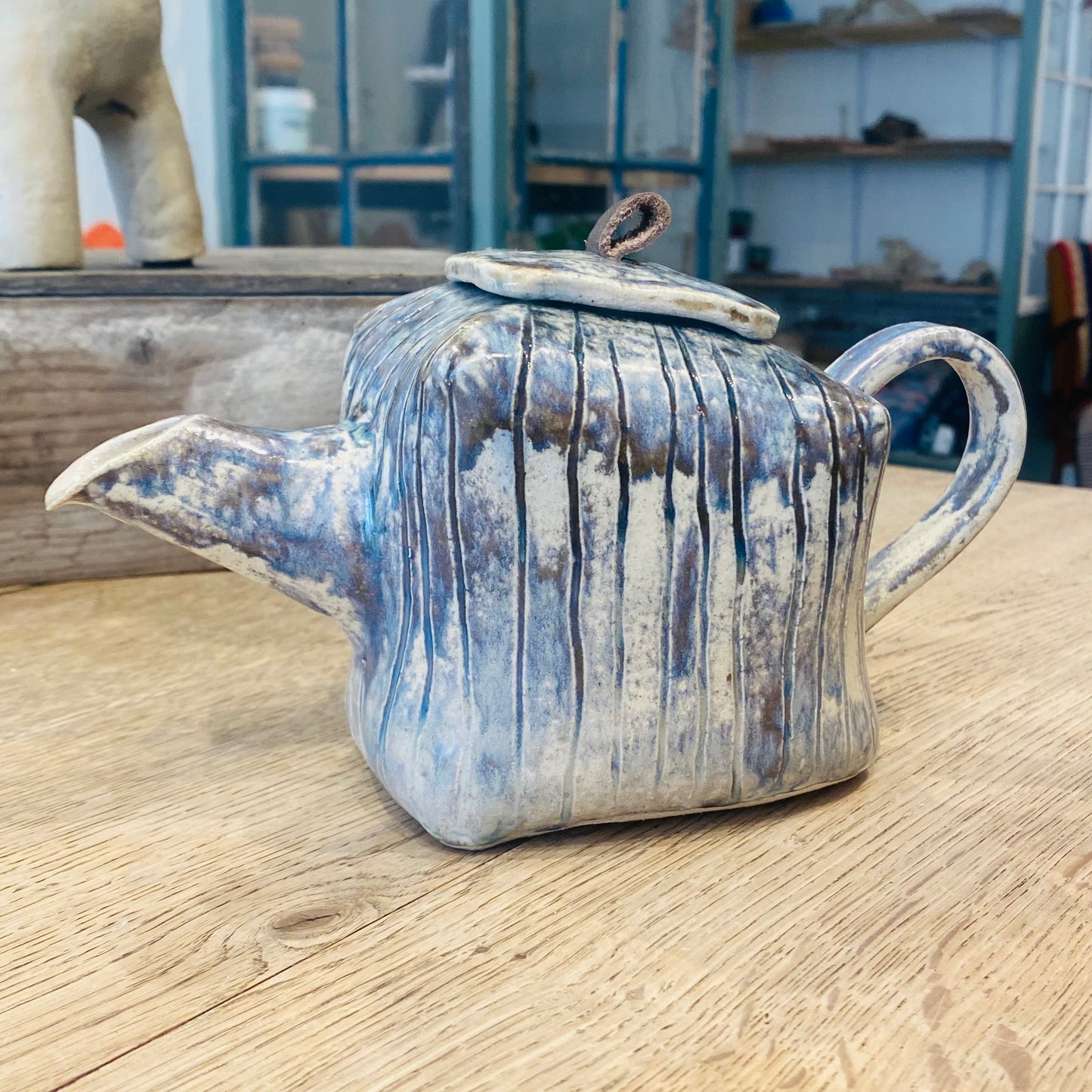 Unik og håndformet tekande