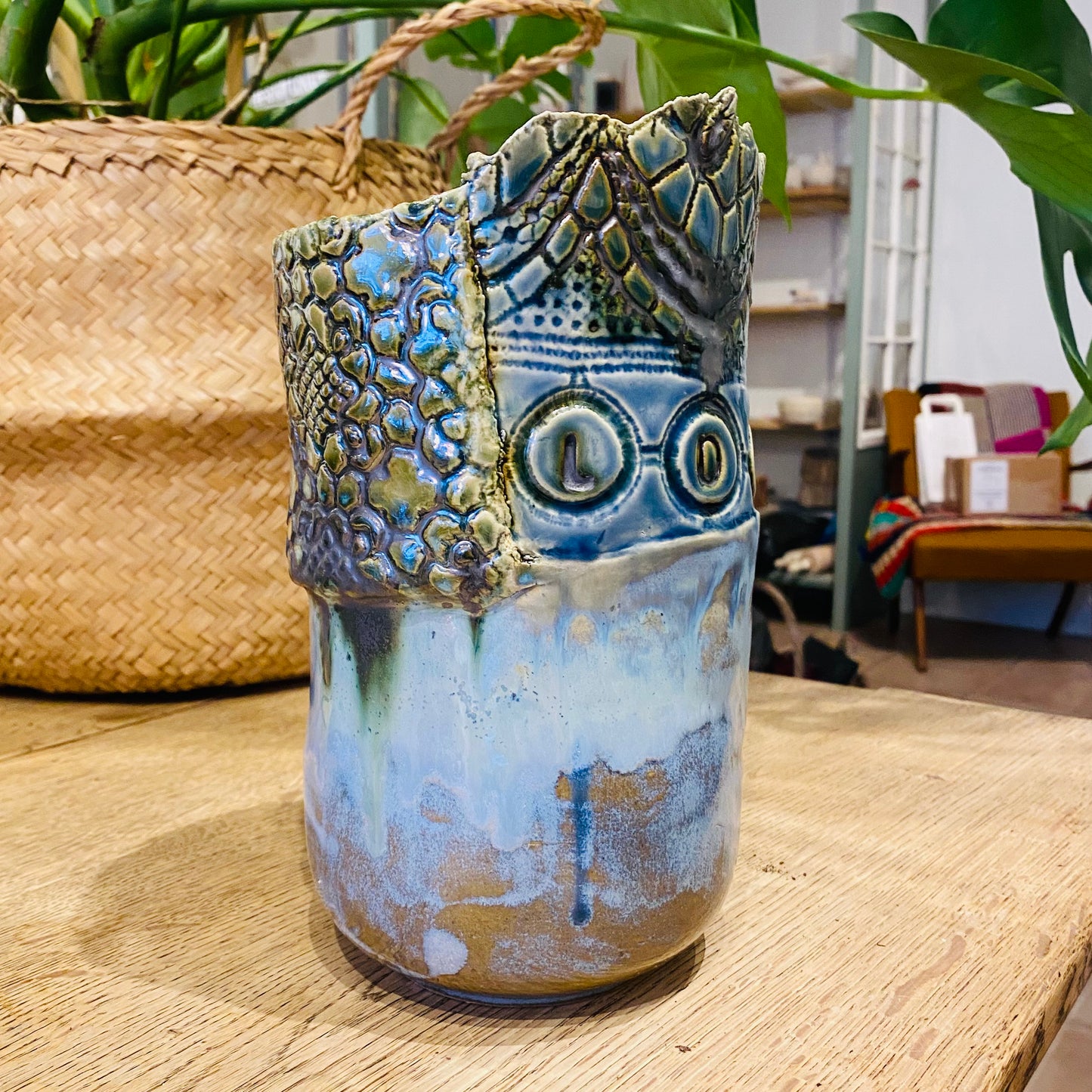 Unika håndformet slank skjuler/vase