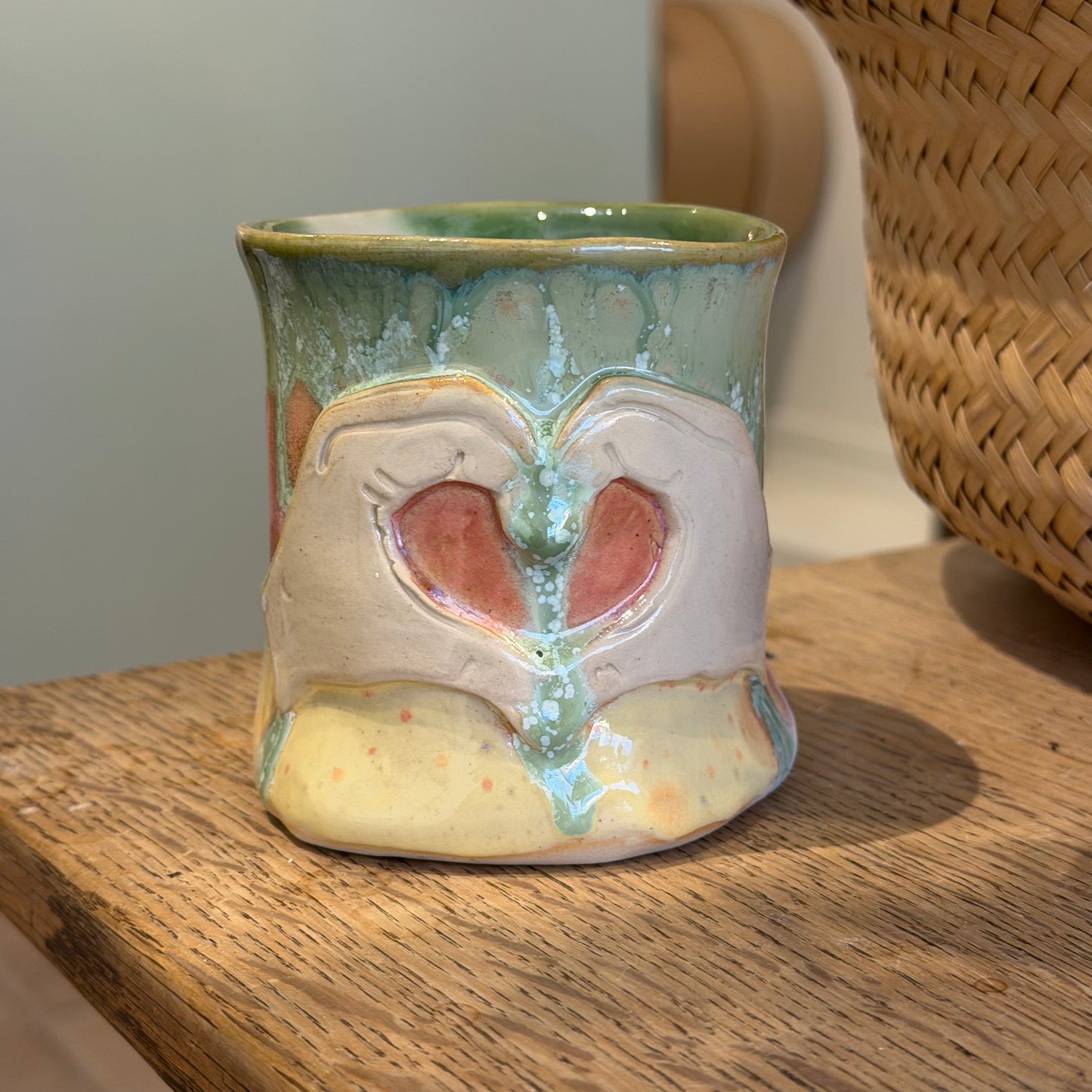 Håndformet krus, heartsign, nr 1
