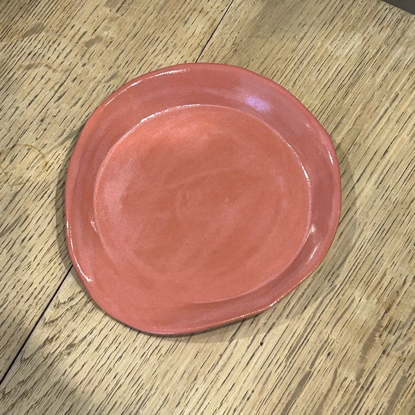 Spoonrest/skeskål, lille rundt fad til grydeskeen, mørk rosa