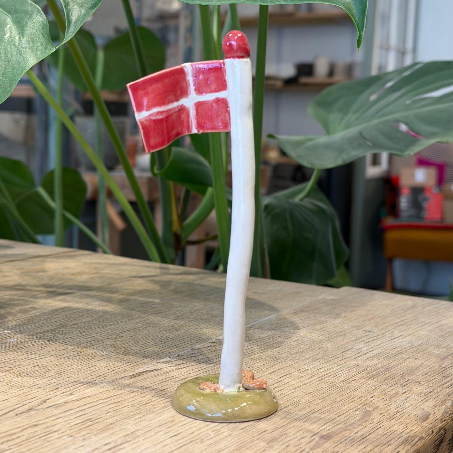 Flagstang med Dannebrog, 15,5 cm