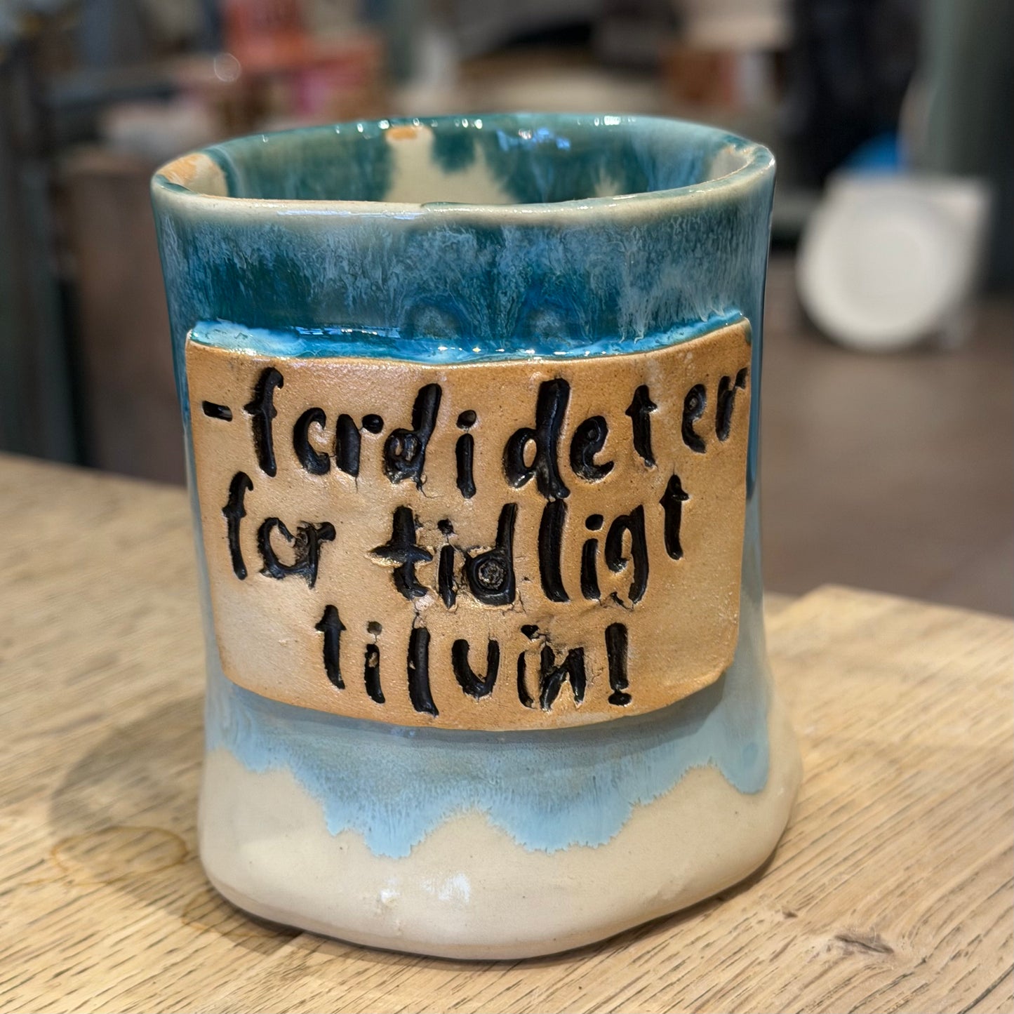 Håndformet krus, fordi det er for tidlig med vin, nr. 4