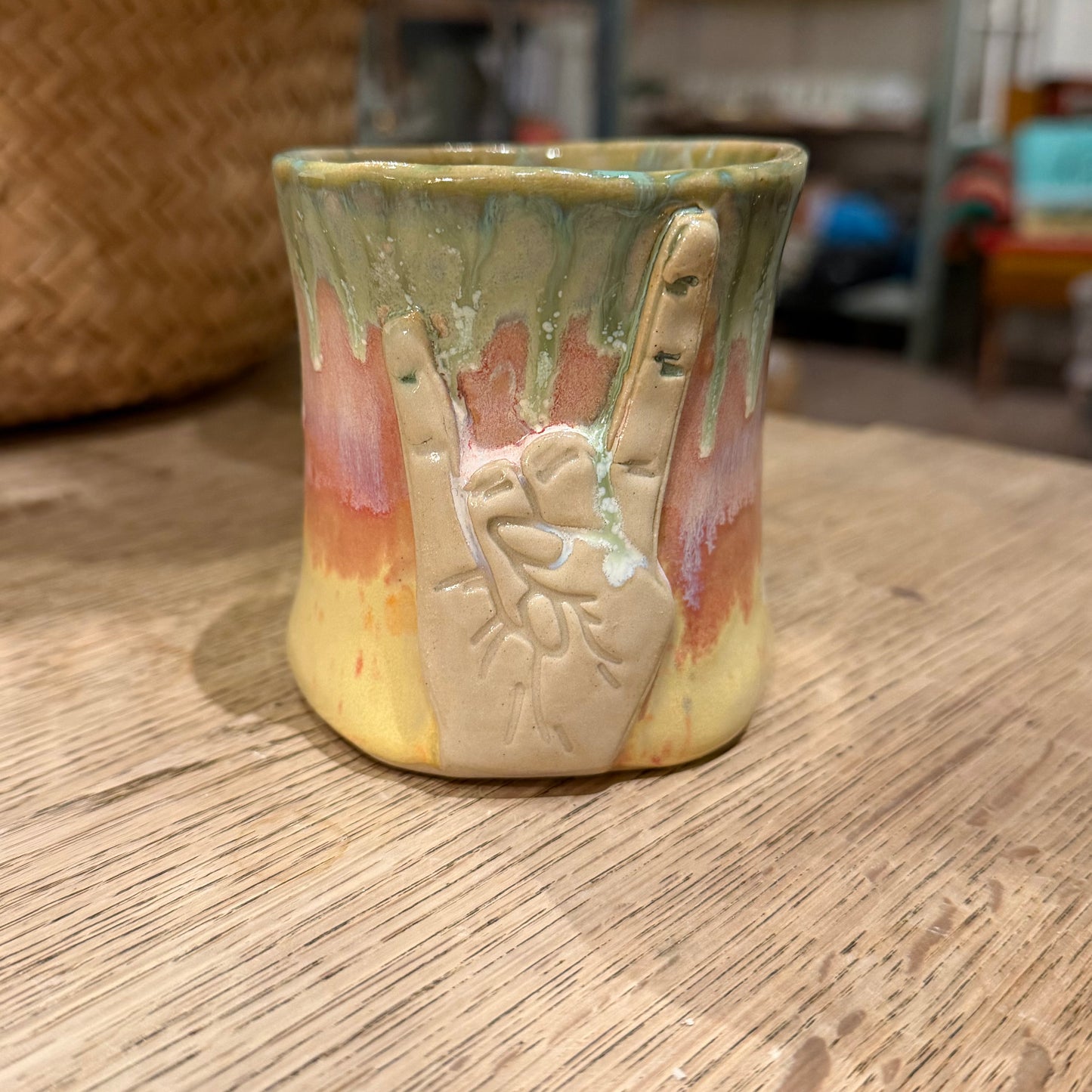 Håndformet krus, Rock’n’Roll, nr 2