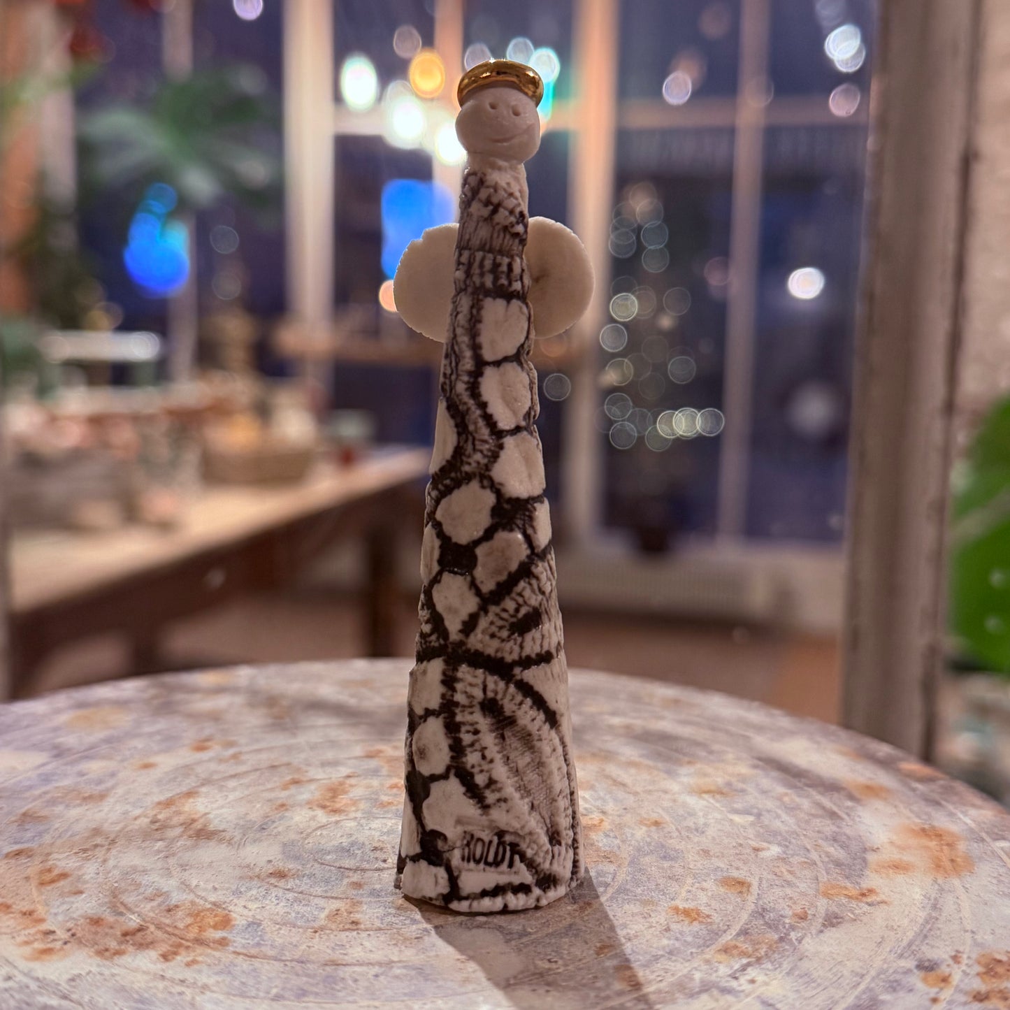 Engel i porcelæn, 9 cm