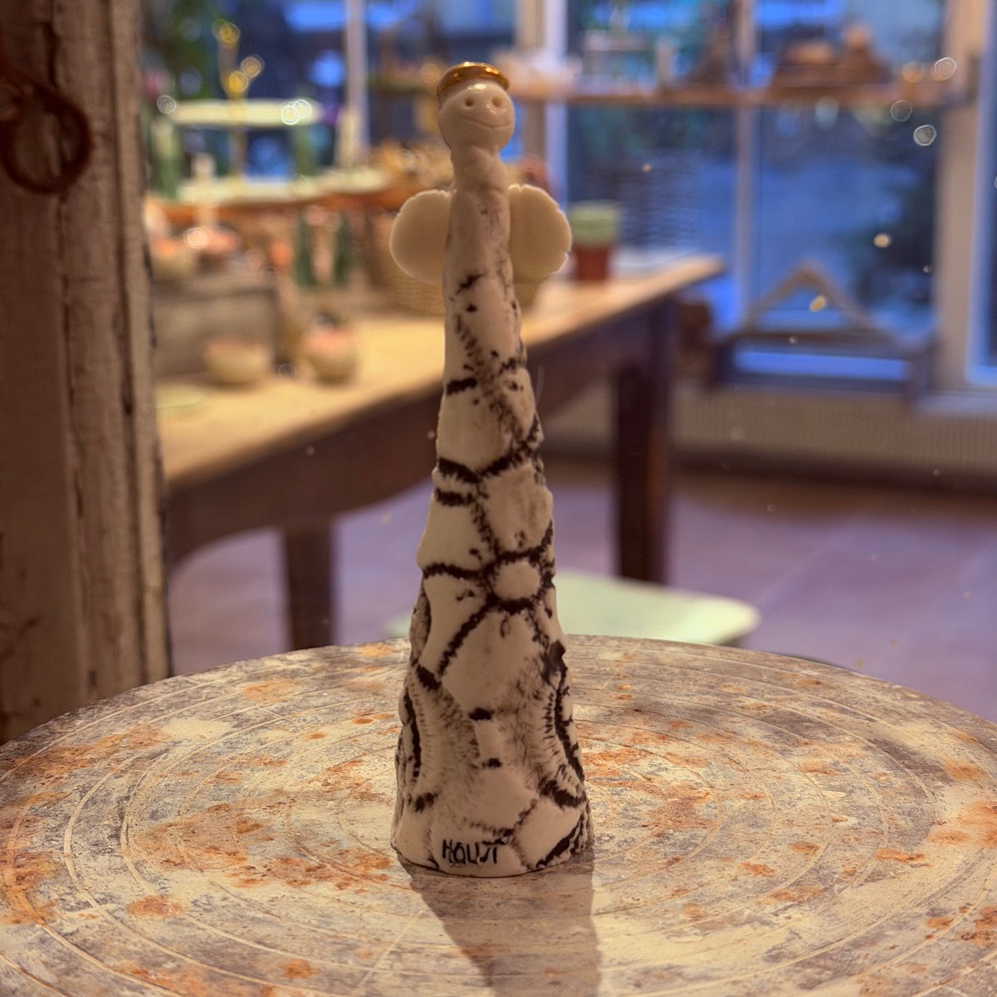 Engel i porcelæn, 11 cm