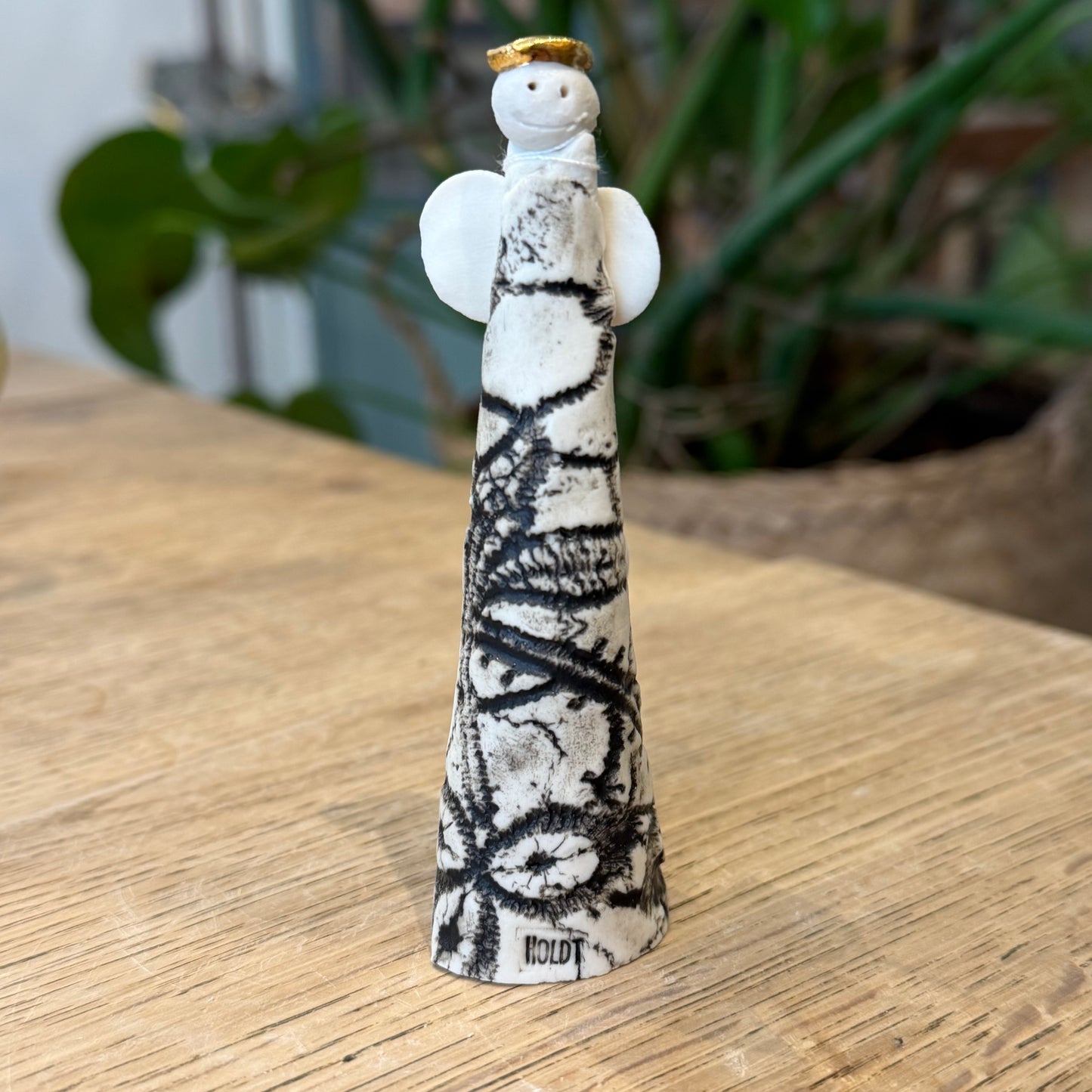 Engel i porcelæn, 10 cm, nr. 2