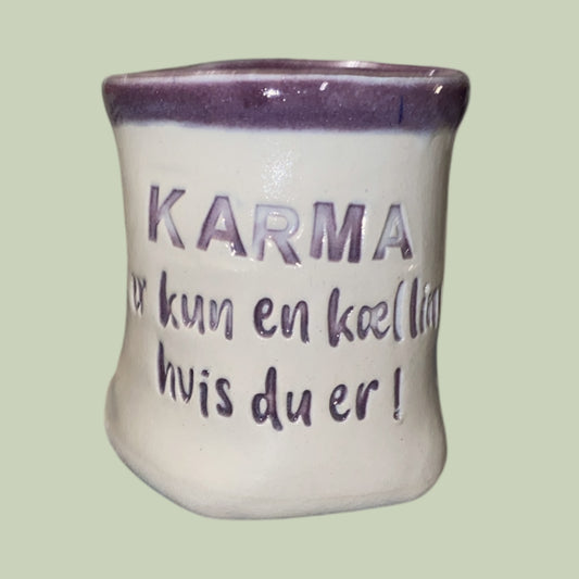 Håndformet krus, Karma