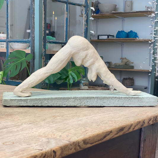 Unika skulptur, yoga