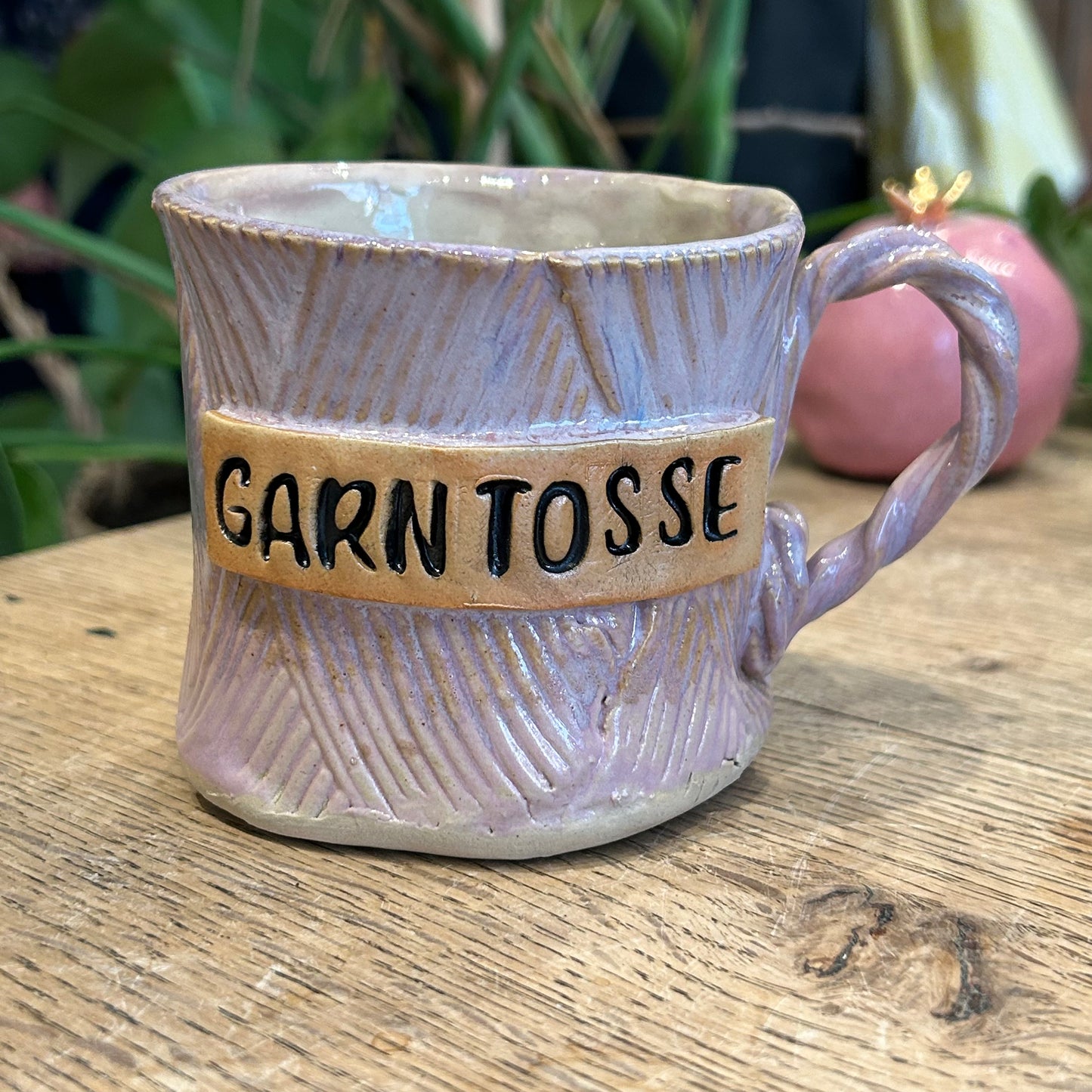 Garn krus med tekst; GARNTOSSE