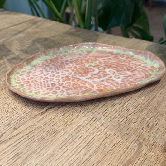 Fad med blondemønster, rosa og grøn