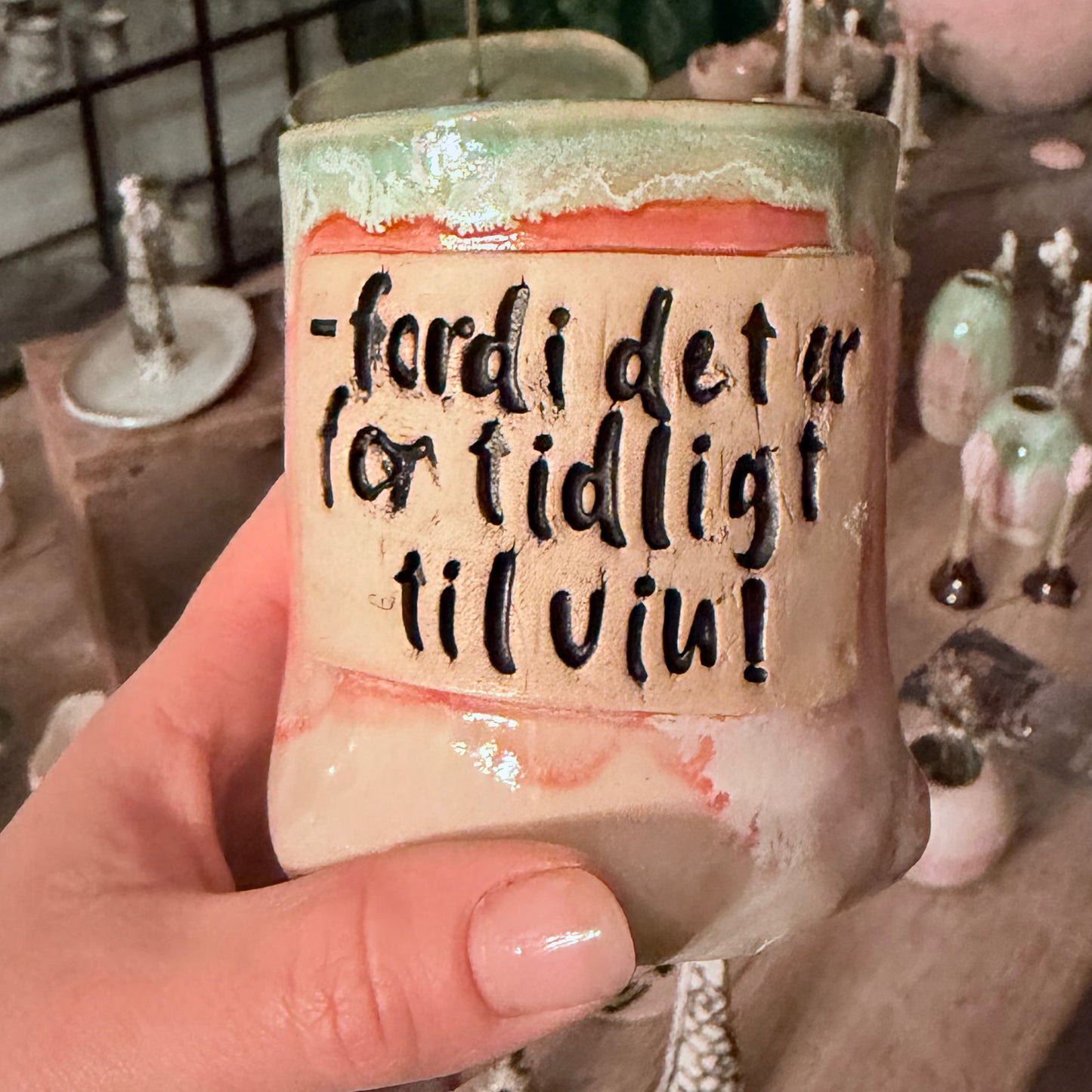 Håndformet krus, fordi det er for tidlig med vin, nr. 2