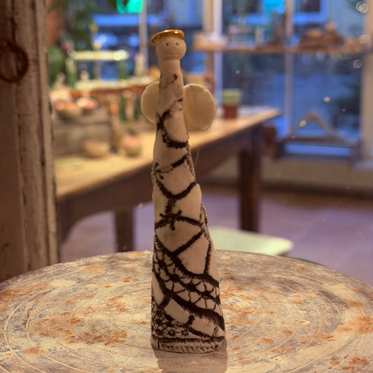 Engel i porcelæn, 11 cm