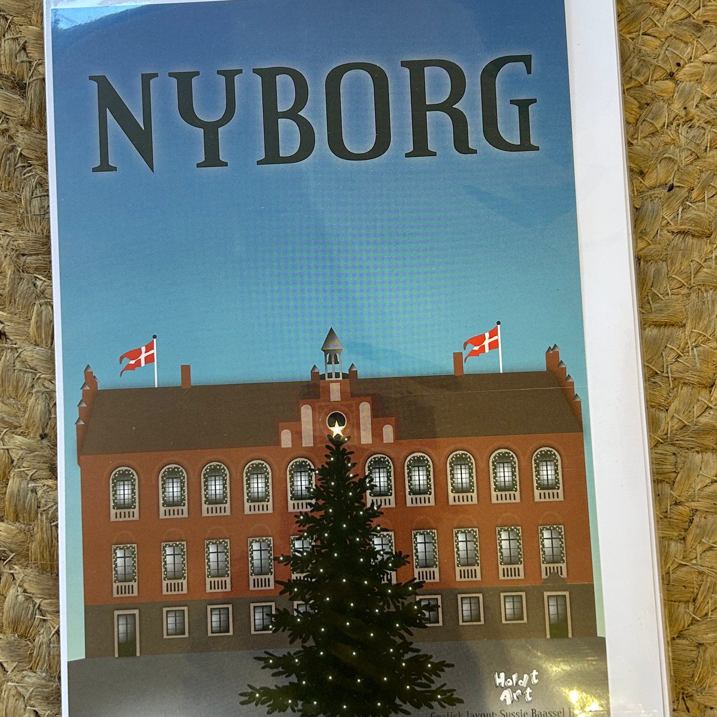Nyborg Rådhus, set fra Torvet med juletræ, 15x21 cm
