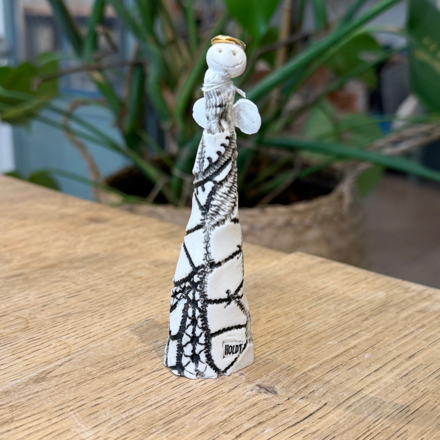 Engel i porcelæn, 10 cm, nr. 1