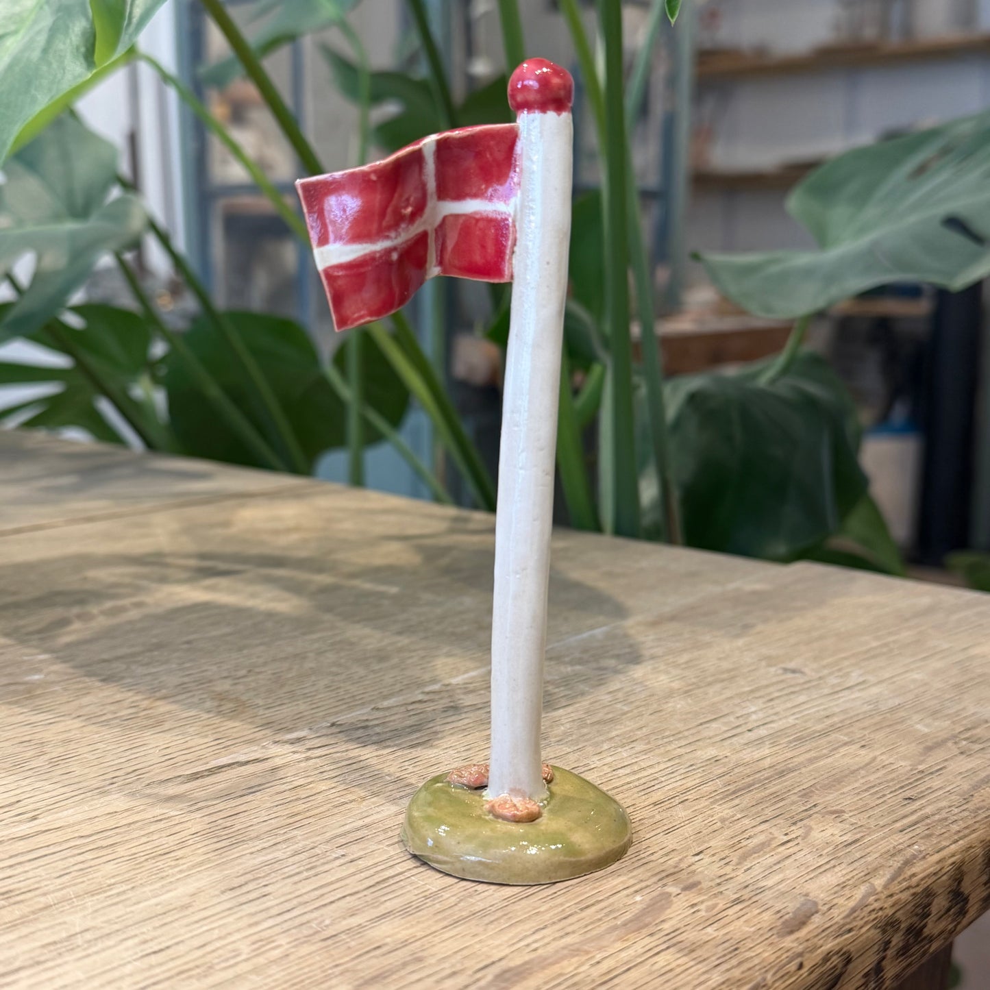 Flagstang med Dannebrog, 14,5 cm