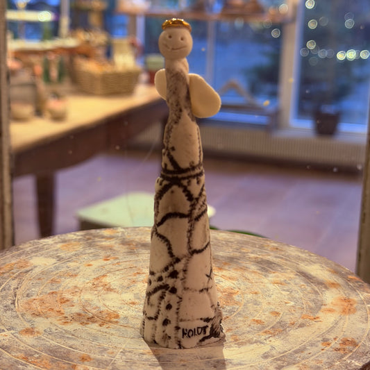 Engel i porcelæn, 11 cm