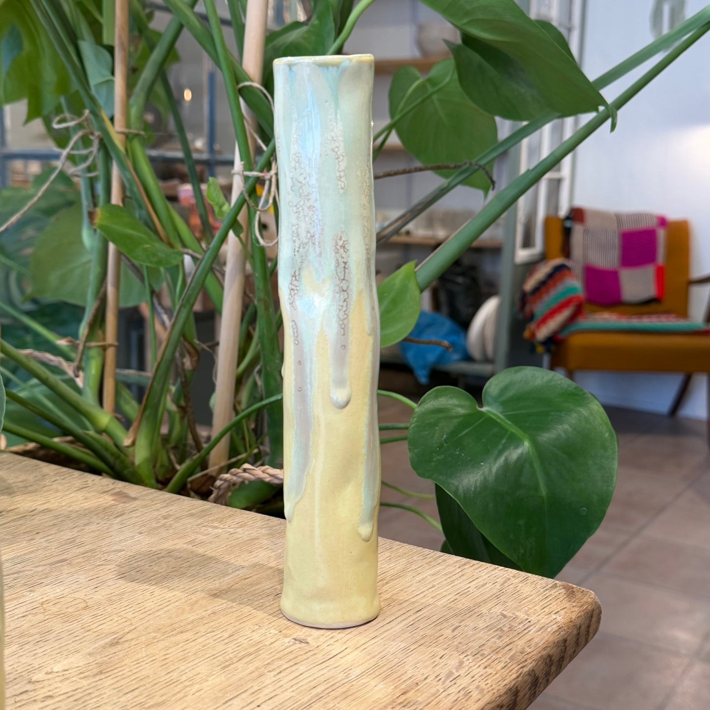Slank vase, 22 cm