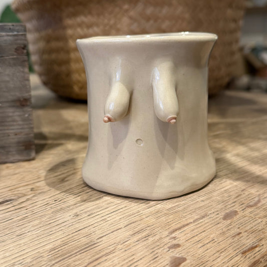 Håndformet brystkop nr. 3