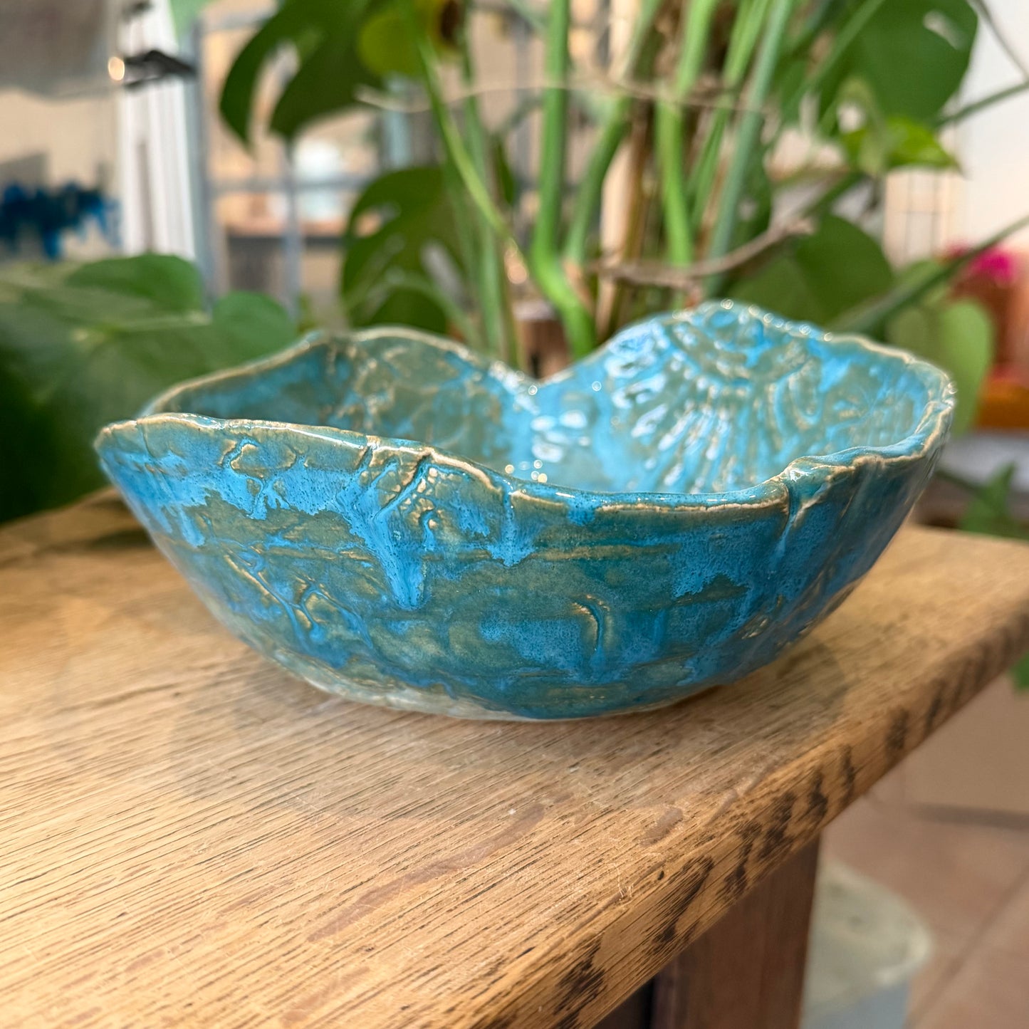 Unika håndformet skål, blondemønster
