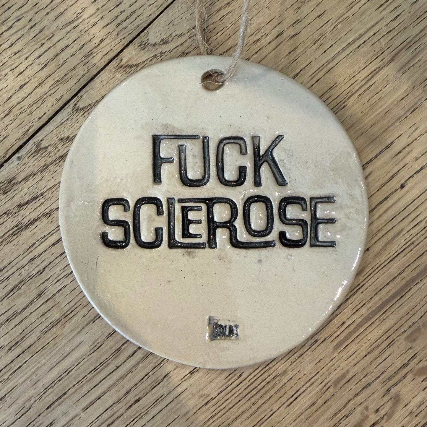 Oppheng «FUCK SKLEROSE»