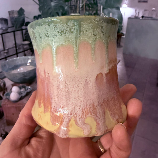 Håndformet krus, multifarvet nr 1